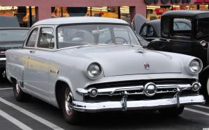 Ford Mainline Tudor